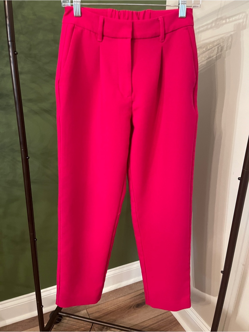 Old Navy Hot Pink Cropped Tapered Dress Pants